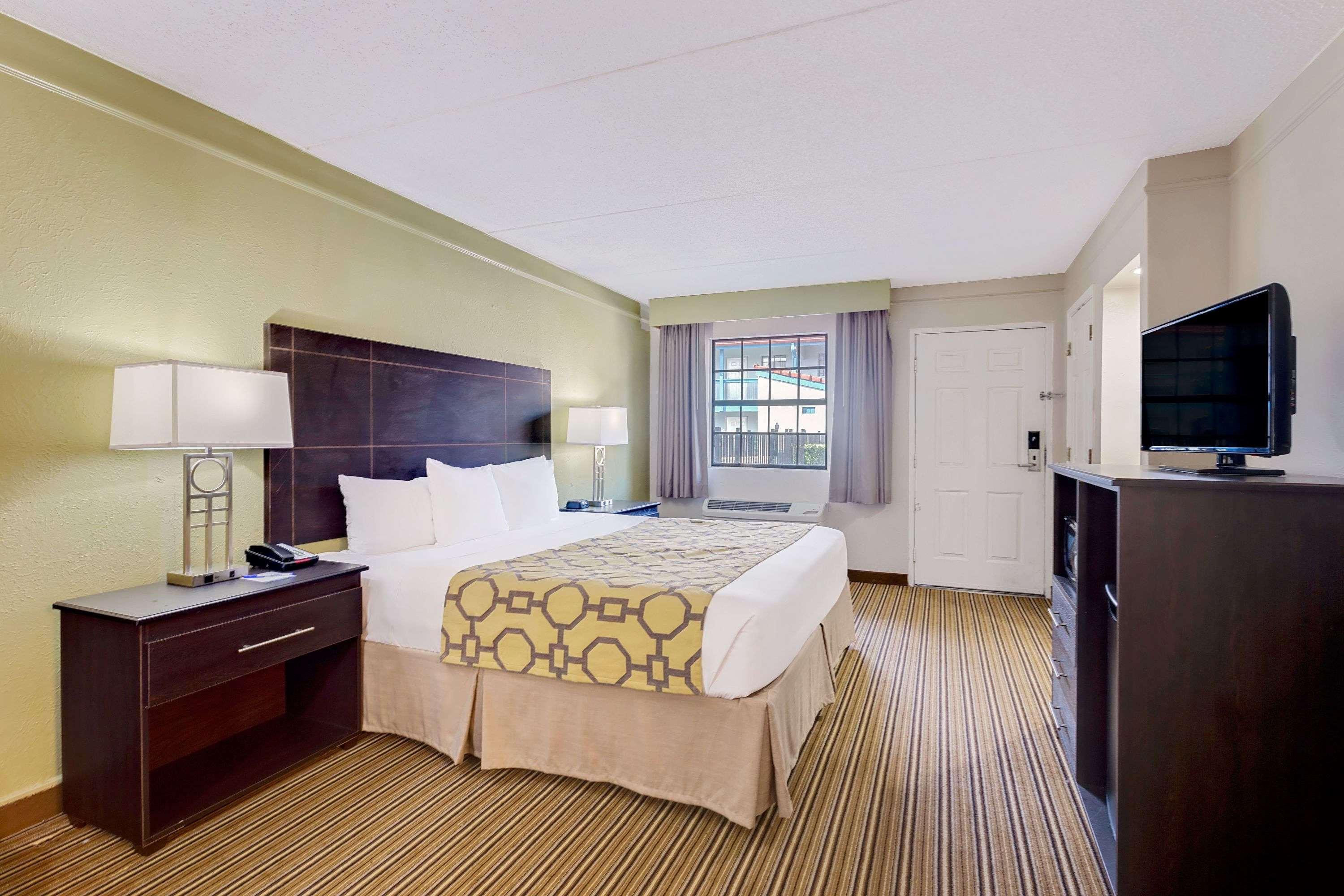 Baymont By Wyndham Jacksonville Orange Park Exterior photo