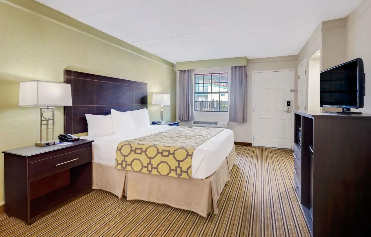 Baymont By Wyndham Jacksonville Orange Park Exterior photo